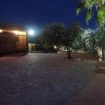 Cortijo Del Aguila *